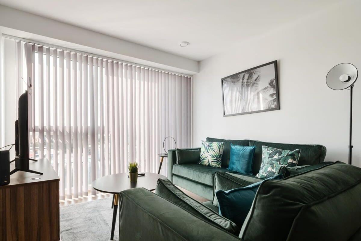 Beautiful 2 Bed Apartment In A Converted Mill Leeds  Exteriör bild