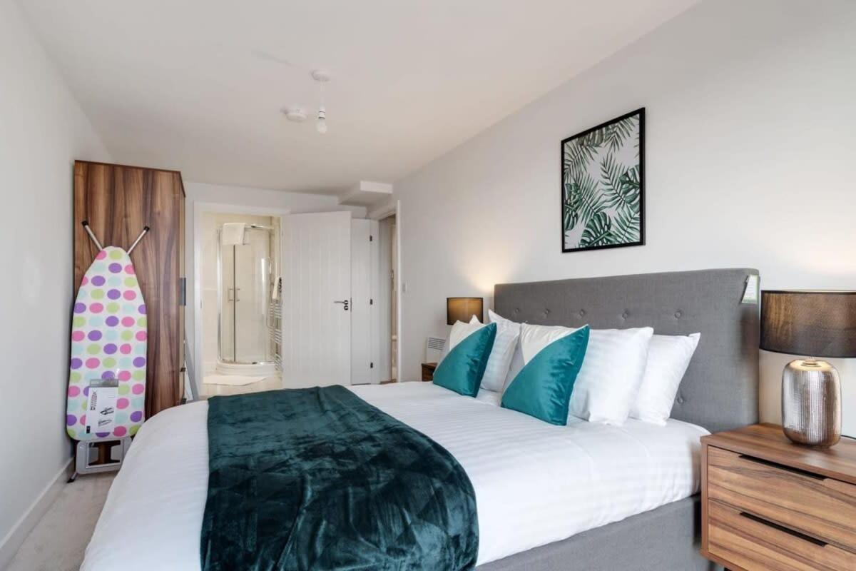Beautiful 2 Bed Apartment In A Converted Mill Leeds  Exteriör bild